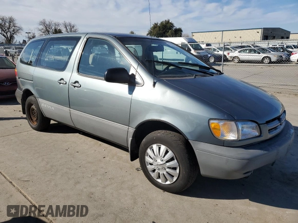 1999 Toyota Sienna CE with VIN 4T3ZF19C6XU098787, listed as a Copart auction lot 47465735 with 176,082 mi miles and Salvage Title. Bid and sale history available at carsss.com. Image 4.