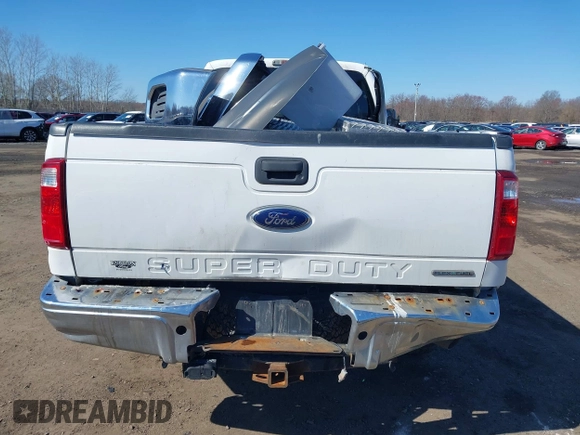 2016 Ford Super Duty F-250 SRW XLT with VIN 1FT7X2B67GED20159, listed as a IAAI auction lot 41570447 with 98,359 mi miles. Bid and sale history available at carsss.com. Image 17.