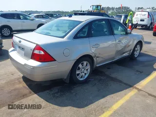 2007 Ford Five Hundred SEL with VIN 1FAFP24147G106186, listed as a IAAI auction lot 41905358 with Not Provided miles. Bid and sale history available at carsss.com. Image 4.