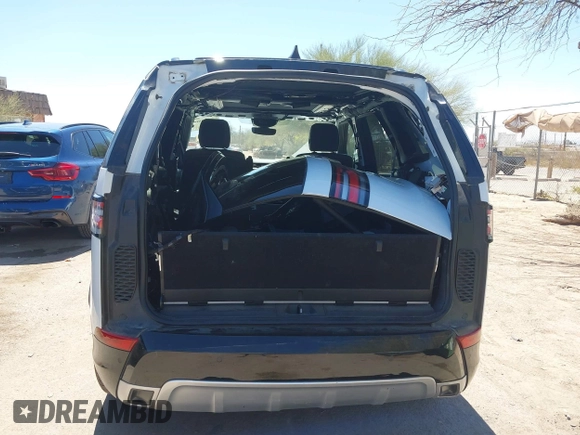 2020 Land Rover Discovery Landmark Edition with VIN SALRU2RV7L2430387, listed as a IAAI auction lot 41808966 with 106,605 mi miles. Bid and sale history available at carsss.com. Image 17.