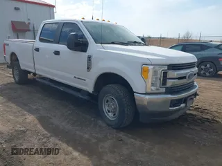 2017 Ford Super Duty F-250 SRW Lariat with VIN 1FT7W2BT7HEC21450, listed as a IAAI auction lot 41792381 with 228,607 mi miles. Bid and sale history available at carsss.com. Image 1.