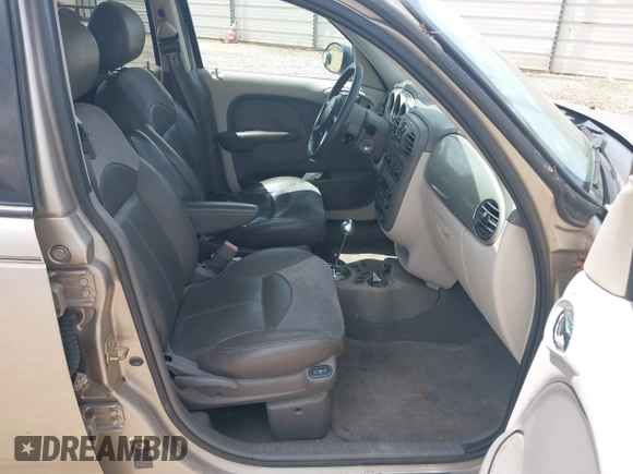 2004 Chrysler PT Cruiser Limited z VIN 3C8FY68B74T301318, wystawiony jako IAAI lot #42472223 z przebiegiem 146 938 mil mil oraz . Historia ofert i sprzedaży dostępna na DreamBid. Obrazek 5.