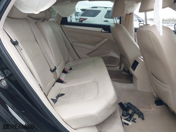 2013 Volkswagen Passat SE w/Sunroof with VIN 1VWBH7A33DC150043, listed as a IAAI auction lot 41411518 with 132,208 mi miles. Bid and sale history available at carsss.com. Image 8.