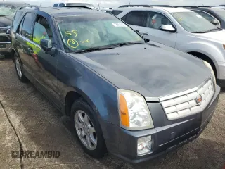 2009 Cadillac SRX RWD z VIN 1GYEE637790101241, wystawiony jako Copart lot #78983654 z przebiegiem Nie podano mil oraz Szkoda całkowita • Salvage title. Historia ofert i sprzedaży dostępna na DreamBid. Obrazek 4.