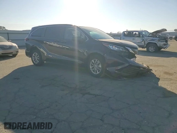 2021 Toyota Sienna LE with VIN 5TDKRKEC6MS013416, listed as a Copart auction lot 89003355 with 93,169 mi miles and Salvage title. Bid and sale history available at DreamBid. Image 11.