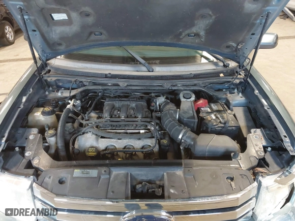 2010 Ford Flex SEL with VIN 2FMGK5CC8ABB09572, listed as a IAAI auction lot 42045111 with 225,666 mi miles. Bid and sale history available at carsss.com. Image 10.
