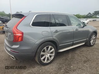 2016 Volvo XC90 T6 Inscription z VIN YV4A22PL1G1000777, wystawiony jako Copart lot #56509945 z przebiegiem 64 985 mil mil oraz Czysty tytuł • Clean title. Historia ofert i sprzedaży dostępna na DreamBid. Obrazek 3.