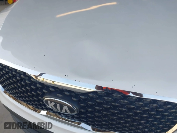 2017 Kia Sorento LX with VIN 5XYPG4A36HG280622, listed as a IAAI auction lot 42166037 with 87,194 mi miles. Bid and sale history available at carsss.com. Image 6.