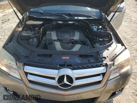 2010 Mercedes-Benz GLK 350 with VIN WDCGG8HB9AF388725, listed as a Copart auction lot 67896004 with 105,879 mi miles and Salvage Title. Bid and sale history available at DreamBid. Image 12.