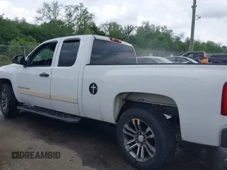 2008 Chevrolet Silverado 1500 1LT with VIN 2GCEC19J981115436, listed as a IAAI auction lot 42064054 with 168,585 mi miles and . Bid and sale history available at DreamBid. Image 14.