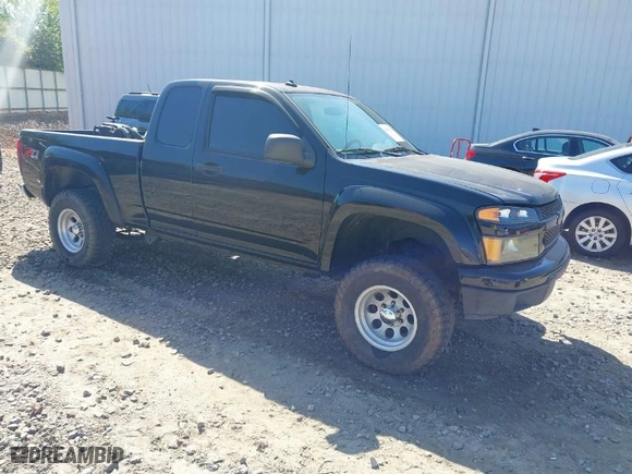 2005 Chevrolet Colorado LS Z71 with VIN 1GCDT196058143772, listed as a IAAI auction lot 41956514 with 1 mi miles. Bid and sale history available at carsss.com. Image 1.