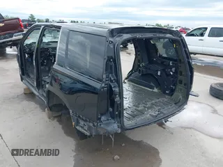 2019 Cadillac Escalade Platinum z VIN 1GYS4DKJ2KR331620, wystawiony jako IAAI lot #42176261 z przebiegiem Nie podano mil oraz . Historia ofert i sprzedaży dostępna na DreamBid. Obrazek 3.