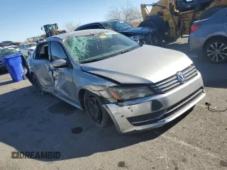 2013 Volkswagen Passat S z VIN 1VWAP7A31DC140626, wystawiony jako Copart lot #89140965 z przebiegiem 17 328 mil mil oraz Szkoda całkowita • Salvage title. Historia ofert i sprzedaży dostępna na DreamBid. Obrazek 4.
