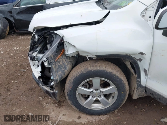 2016 Chevrolet Trax LS with VIN KL7CJNSB9GB559497, listed as a IAAI auction lot 41176681 with 106,794 mi miles. Bid and sale history available at carsss.com. Image 6.