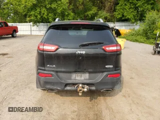 2016 Jeep Cherokee Latitude with VIN 1C4PJMCS0GW223341, listed as a Copart auction lot 58971355 with 233,488 mi miles and Clean title. Bid and sale history available at DreamBid. Image 6.