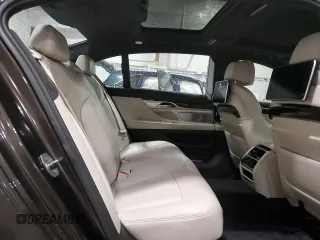 2017 BMW 7 Series ALPINA B7 xDrive with VIN WBA7F2C32HG422835, listed as a Copart auction lot 50741885 with 130,607 mi miles and Non repairable. Bid and sale history available at DreamBid. Image 10.
