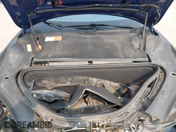 2017 Tesla Model S 100D with VIN 5YJSA1E27HF192505, listed as a IAAI auction lot 42409365 with 111,881 mi miles and . Bid and sale history available at DreamBid. Image 10.