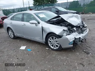2011 Lexus ES 330 with VIN JTHBK1EG8B2418083, listed as a IAAI auction lot 42374887 with Not provided miles and . Bid and sale history available at DreamBid. Image 1.