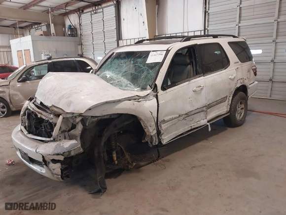 2001 Toyota Sequoia Limited with VIN 5TDBT48A91S010321, listed as a IAAI auction lot 41447396 with 1 mi miles. Bid and sale history available at carsss.com. Image 6.