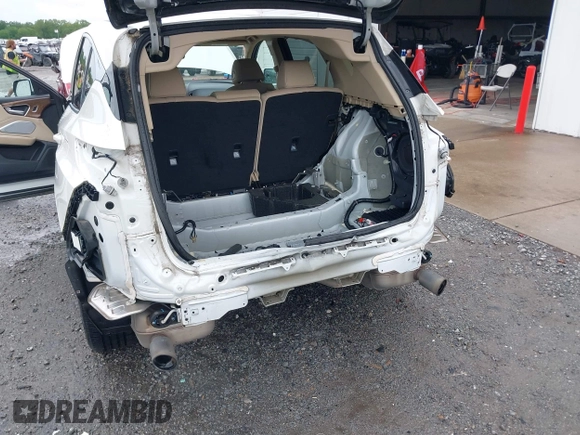 2019 Acura RDX Advance with VIN 5J8TC1H73KL023559, listed as a IAAI auction lot 42162873 with 213,592 mi miles and . Bid and sale history available at DreamBid. Image 6.