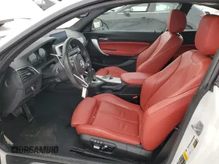 2020 BMW 2 Series 230i xDrive with VIN WBA2J3C05L7F19298, listed as a Copart auction lot 88140055 with 31,180 mi miles and Clean Title. Bid and sale history available at carsss.com. Image 7.
