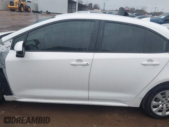 2020 Toyota Corolla LE with VIN JTDEPRAE9LJ097326, listed as a IAAI auction lot 41549785 with 155,892 mi miles. Bid and sale history available at carsss.com. Image 14.