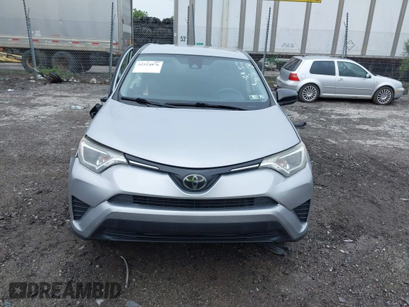 2018 Toyota RAV4 LE with VIN JTMBFREV8JJ200930, listed as a IAAI auction lot 42524876 with 88,015 mi miles and . Bid and sale history available at DreamBid. Image 13.