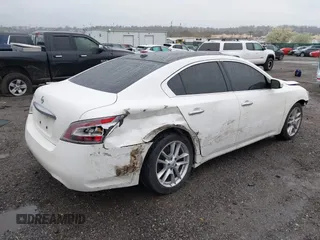2011 Nissan Maxima 3.5 SV with VIN 1N4AA5AP4BC813410, listed as a IAAI auction lot 41966795 with 1 mi miles. Bid and sale history available at carsss.com. Image 4.