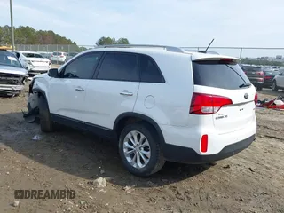 2015 Kia Sorento EX with VIN 5XYKU4A7XFG638114, listed as a IAAI auction lot 41429929 with 160,891 mi miles. Bid and sale history available at carsss.com. Image 3.