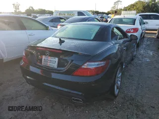 2014 Mercedes-Benz SLK-Class SLK 350 with VIN WDDPK5HA4EF076348, listed as a Copart auction lot 73829014 with 0 mi miles and Salvage Title. Bid and sale history available at carsss.com. Image 3.