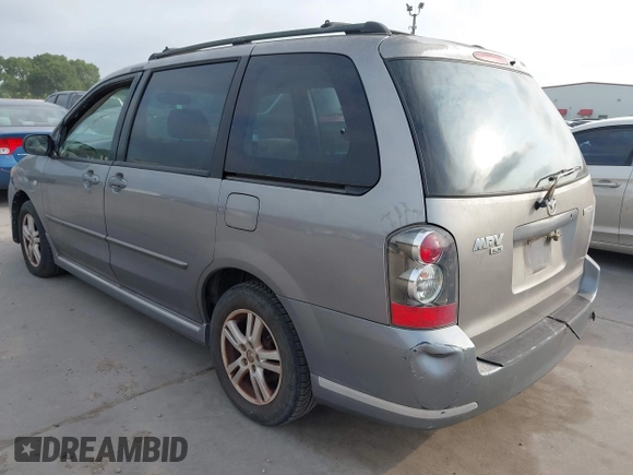 2005 Mazda MPV LX with VIN JM3LW28A550556310, listed as a IAAI auction lot 42148786 with 376,021 mi miles. Bid and sale history available at carsss.com. Image 3.
