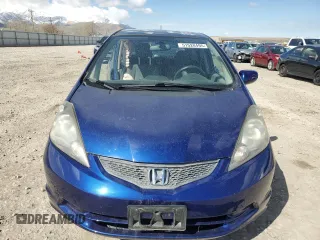 2013 Honda Fit with VIN JHMGE8H30DC013511, listed as a Copart auction lot 51520495 with 0 mi miles and Salvage Title. Bid and sale history available at carsss.com. Image 5.