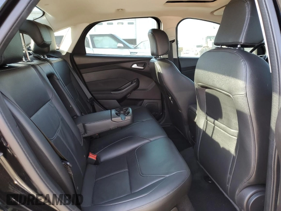 2016 Ford Focus Titanium with VIN 1FADP3J22GL201721, listed as a Copart auction lot 50633795 with 29,801 mi miles and Salvage title. Bid and sale history available at DreamBid. Image 10.