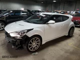 2014 Hyundai Veloster Turbo with VIN KMHTC6AE6EU208574, listed as a Copart auction lot 82103804 with 123,290 mi miles and Clean Title. Bid and sale history available at carsss.com. Image 1.