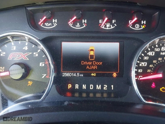 2013 Ford F-150 XL with VIN 1FTFW1ETXDKF25580, listed as a IAAI auction lot 41984341 with 256,014 mi miles. Bid and sale history available at carsss.com. Image 7.