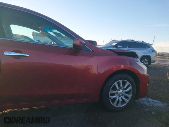 2015 Nissan Altima 2.5 S with VIN 1N4AL3AP6FC246394, listed as a IAAI auction lot 41052317 with 195,388 mi miles. Bid and sale history available at carsss.com. Image 17.