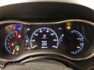 2017 Jeep Grand Cherokee Laredo with VIN 1C4RJFAG7HC886394, listed as a IAAI auction lot 40914121 with 66,895 mi miles. Bid and sale history available at carsss.com. Image 7.