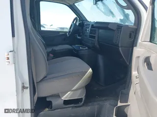2012 Chevrolet Express Passenger 1LT with VIN 1GAZG1FG0C1150999, listed as a IAAI auction lot 41475070 with 334,911 mi miles. Bid and sale history available at carsss.com. Image 5.