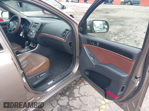 2011 Hyundai Veracruz Limited with VIN KM8NU4CC4BU150384, listed as a IAAI auction lot 42300346 with 156,864 mi miles and . Bid and sale history available at DreamBid. Image 5.