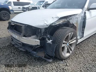 2018 BMW 3 Series 330i xDrive with VIN WBA8D9G50JNU72780, listed as a IAAI auction lot 41763726 with 65,225 mi miles and . Bid and sale history available at DreamBid. Image 6.