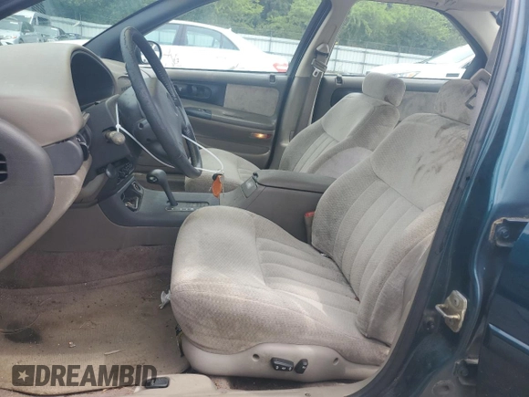 1993 Dodge Intrepid z VIN 2B3ED56F1PH641071, wystawiony jako Copart lot #62796754 z przebiegiem 131 285 mil mil oraz Czysty tytuł • Clean title. Historia ofert i sprzedaży dostępna na DreamBid. Obrazek 7.