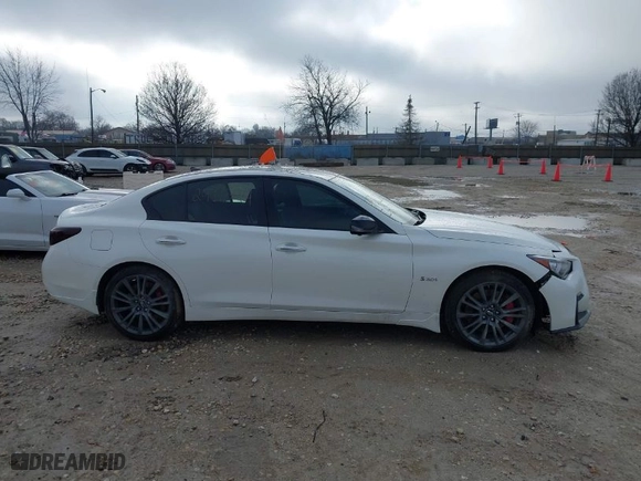 2018 Infiniti Q50 RED SPORT 400 with VIN JN1FV7ARXJM481860, listed as a IAAI auction lot 41200455 with 35,333 mi miles. Bid and sale history available at carsss.com. Image 13.