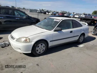 2000 Honda Civic DX z VIN 1HGEJ6223YL025118, wystawiony jako Copart lot #77249134 z przebiegiem 187 186 mil mil oraz Czysty tytuł • Clean title. Historia ofert i sprzedaży dostępna na DreamBid. Obrazek 1.
