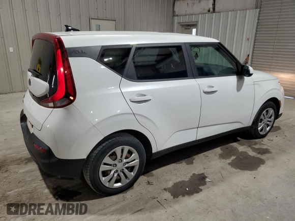 2020 Kia Soul LX with VIN KNDJ23AU4L7052633, listed as a Copart auction lot 48286555 with 69,758 mi miles and Clean Title. Bid and sale history available at carsss.com. Image 3.