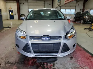 2013 Ford Focus SE with VIN 1FADP3K22DL350527, listed as a Copart auction lot 51741945 with 53,283 mi miles and Salvage Title. Bid and sale history available at DreamBid. Image 5.