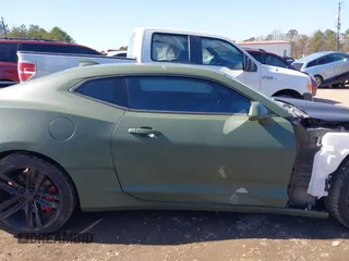 2017 Chevrolet Camaro 1SS z VIN 1G1FF1R72H0172498, wystawiony jako IAAI lot #41493053 z przebiegiem 115 465 mil mil oraz . Historia ofert i sprzedaży dostępna na DreamBid. Obrazek 13.