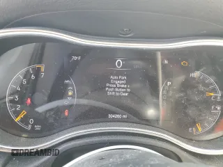 2015 Jeep Grand Cherokee Limited with VIN 1C4RJFBG5FC205077, listed as a Copart auction lot 54500645 with 304,260 mi miles and Clean Title. Bid and sale history available at carsss.com. Image 9.
