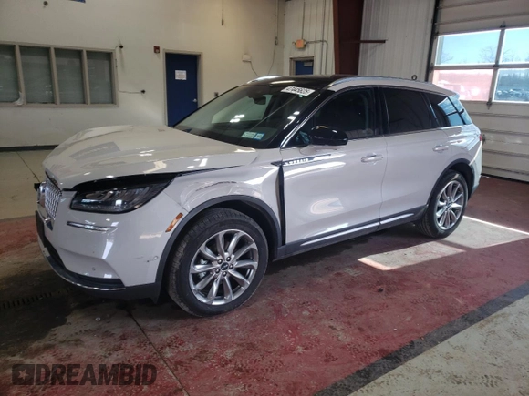 2022 Lincoln Corsair Standard z VIN 5LMCJ1D90NUL27385, wystawiony jako Copart lot #47445625 z przebiegiem 7 560 mil mil oraz Szkoda całkowita • Salvage title. Historia ofert i sprzedaży dostępna na DreamBid. Obrazek 1.
