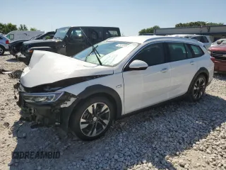 2018 Buick Regal TourX Preferred with VIN W04GU8SX9J1098429, listed as a Copart auction lot 63414864 with 63,159 mi miles and Clean Title. Bid and sale history available at carsss.com. Image 1.