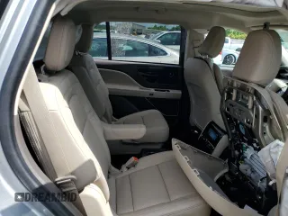 2021 Lincoln Aviator Reserve with VIN 5LM5J7XC9MGL15512, listed as a Copart auction lot 58562285 with 22,130 mi miles and Salvage title. Bid and sale history available at DreamBid. Image 11.